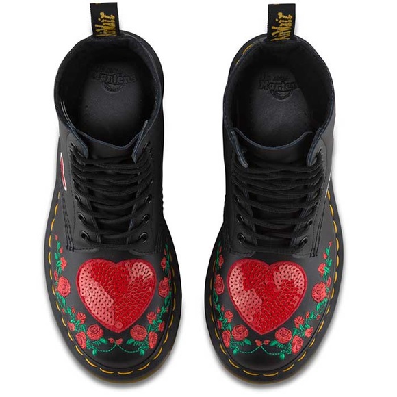 ❤️DR MARTENS PASCAL SEQUIN HEARTS 1460 HEART BOOTS - Picture 3 of 13